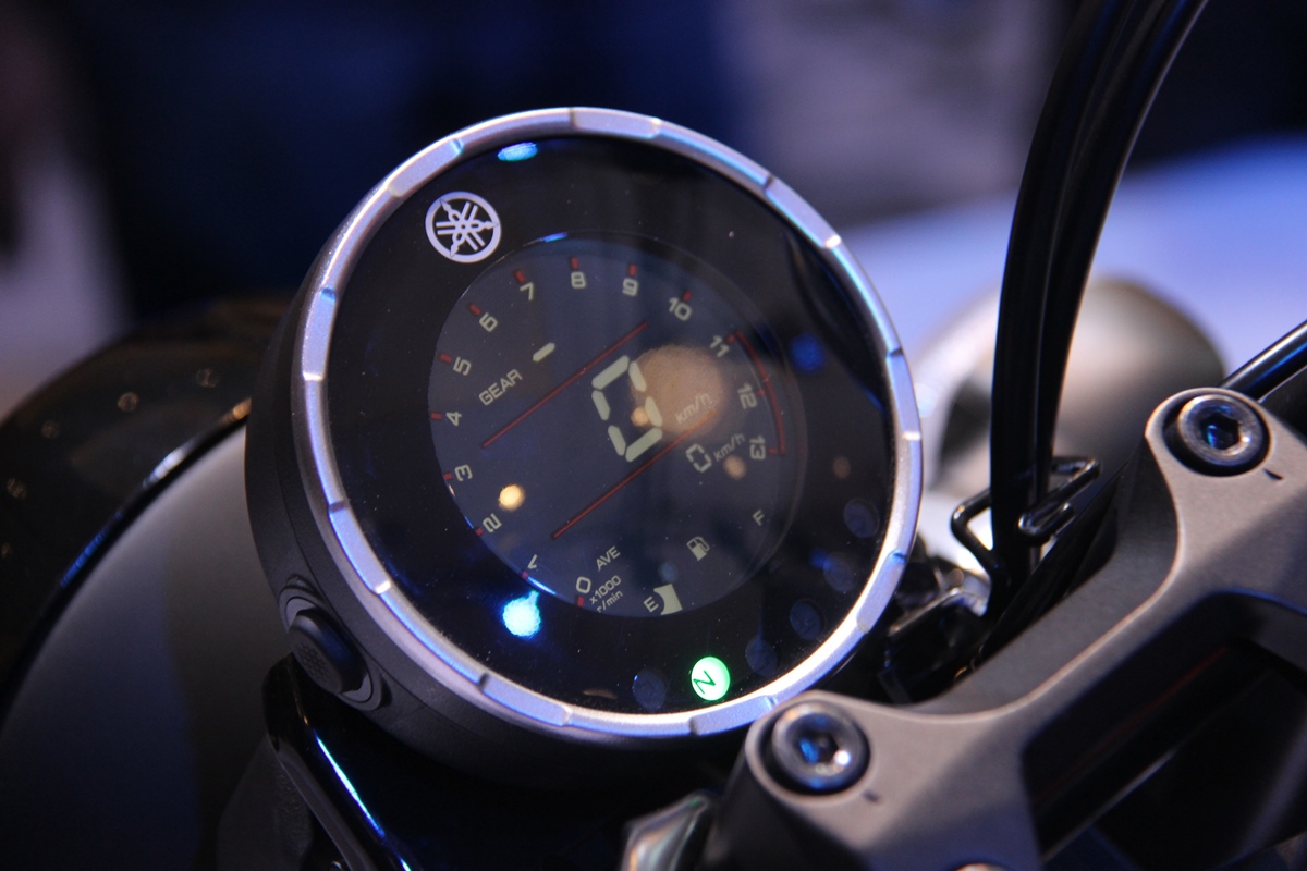 Yamaha All New XSR 155 dengan Full LCD Digital Speedometer bergaya retro